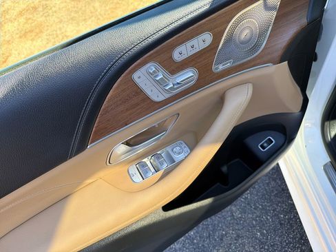 Used 2024 Mercedes-Benz GLE 350 4MATIC image 13