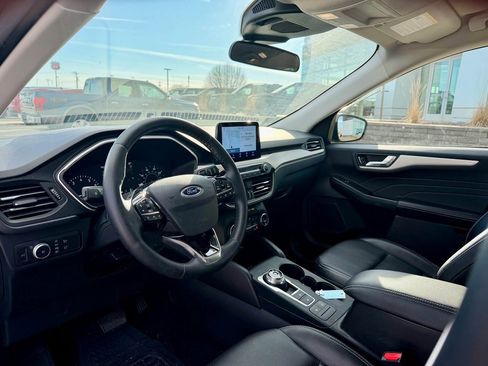 Used 2021 Ford Escape SEL image 8