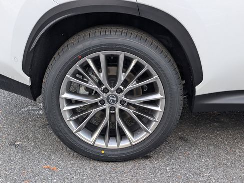 New 2026 Lexus NX 350h AWD w/ Luxury Package image 8