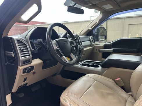 Used 2017 Ford F350 Lariat w/ Lariat Value Package image 13