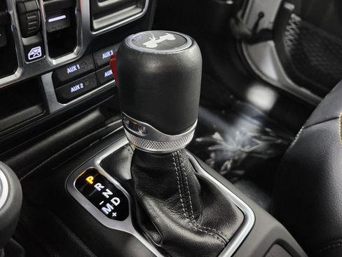 Used 2024 Jeep Wrangler Sahara w/ Technology Group image 35