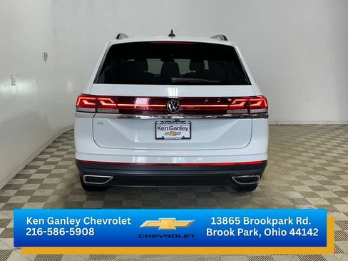 Used 2024 Volkswagen Atlas SE FWD image 5