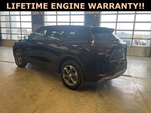 Used 2025 Chevrolet Blazer LT image 6