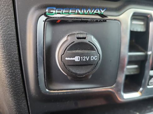 Used 2021 Jeep Wrangler Unlimited Sport image 15