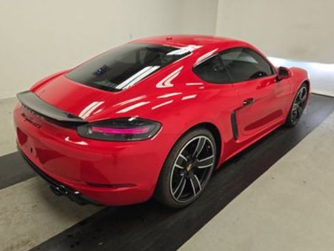 Used 2025 Porsche 718 Cayman GTS RWD image 4