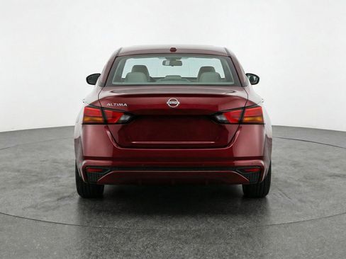 Used 2025 Nissan Altima 2.5 SV image 7