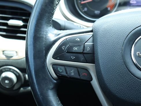 Used 2014 Jeep Cherokee Limited FWD image 22