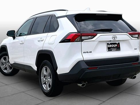 Used 2025 Toyota RAV4 XLE FWD image 12