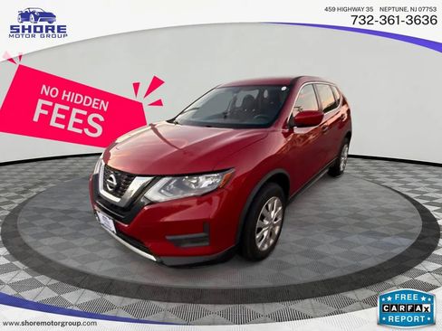 Used 2017 Nissan Rogue S image 1