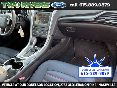 Used 2016 Ford Fusion SE image 39