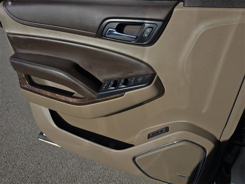 Used 2015 Chevrolet Tahoe LT image 27
