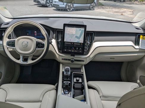 New 2026 Volvo XC60 B5 Ultra w/ Protection Package Premier AWD/4WD image 15