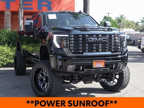 Used 2024 GMC Sierra 2500 Denali Ultimate w/ Max Trailering Package AWD/4WD image 2