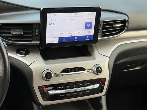 Certified 2023 Ford Explorer XLT w/ Equipment Group 202A image 14