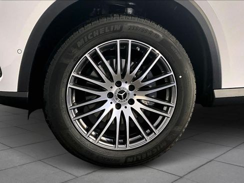 New 2026 Mercedes-Benz GLC 300 4MATIC image 17