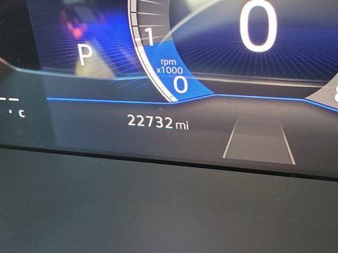 Certified 2023 Volkswagen Jetta SE w/ Panoramic Sunroof Package FWD image 22