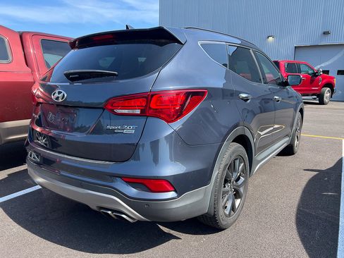 Used 2017 Hyundai Santa Fe Sport AWD/4WD image 6