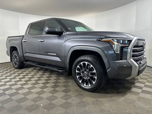 Used 2023 Toyota Tundra Limited image 2