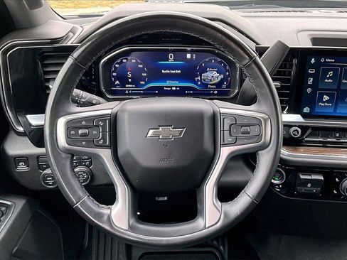 Used 2025 Chevrolet Silverado 2500 LT w/ Trail Boss Package image 5