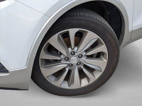 Used 2017 Buick Encore Essence FWD image 8
