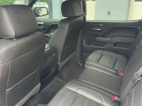 Used 2017 GMC Sierra 1500 Denali w/ Denali Ultimate Package AWD/4WD image 10