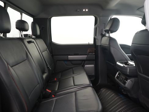 Used 2021 Ford F150 Lariat w/ Equipment Group 502A High AWD/4WD image 14