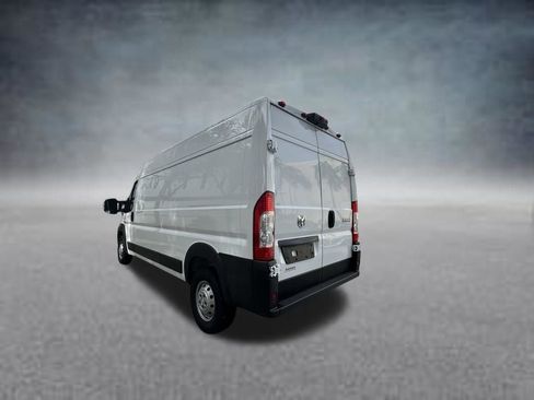 Used 2023 RAM ProMaster 2500 FWD image 5