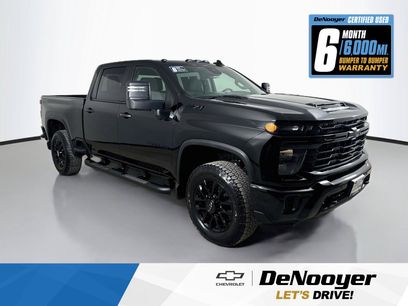 Used 2025 Chevrolet Silverado 2500 Custom w/ Custom Value Package