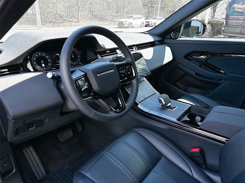 Used 2024 Land Rover Range Rover Evoque S image 9