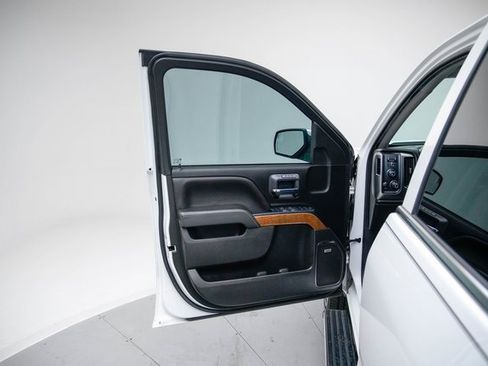 Used 2018 Chevrolet Silverado 1500 LTZ w/ LTZ Plus Package image 22