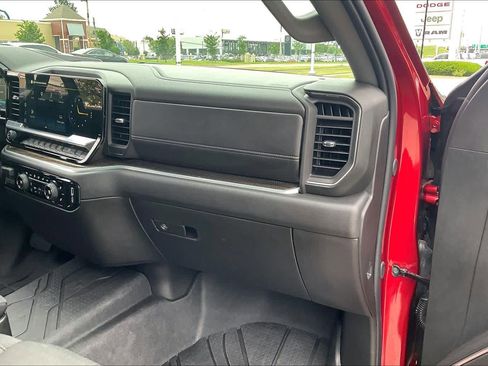 Used 2026 Chevrolet Silverado 1500 RST w/ RST Select Package AWD/4WD image 18