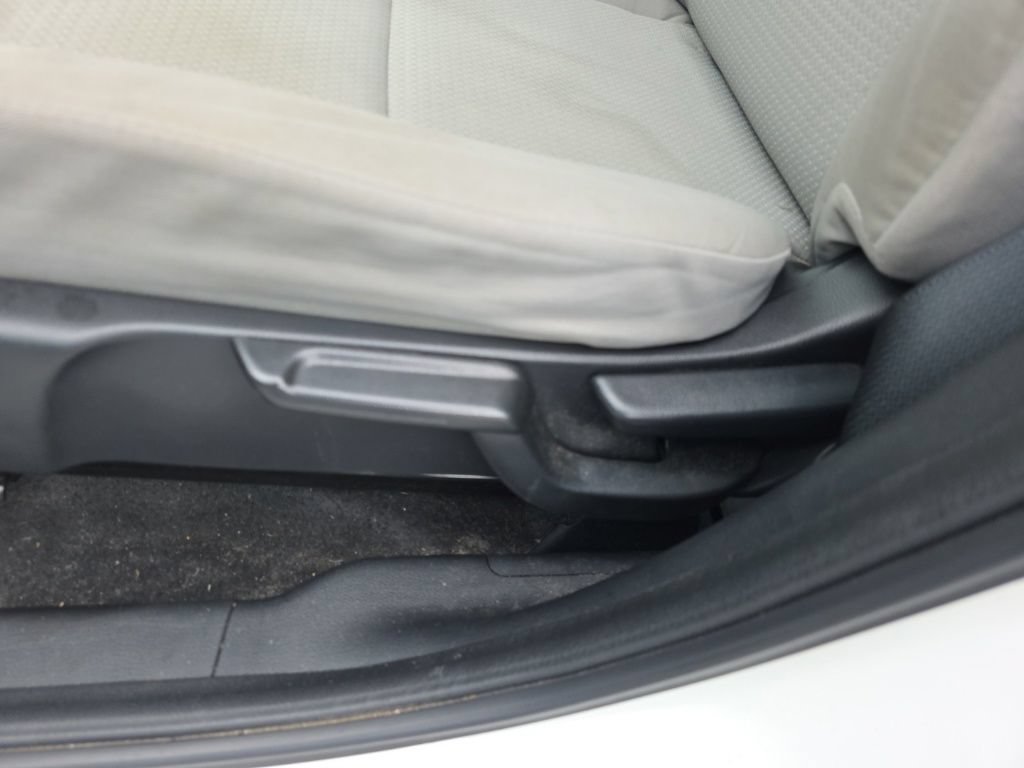 Used 2022 Honda HR-V LX image 11