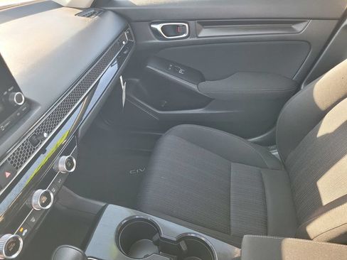 Used 2022 Honda Civic LX image 11