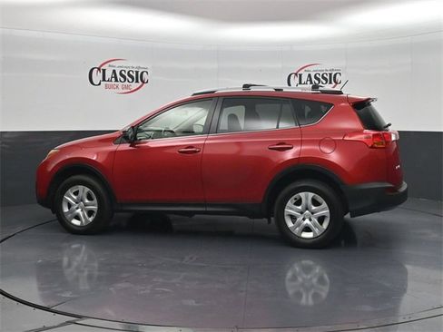 Used 2014 Toyota RAV4 LE image 2