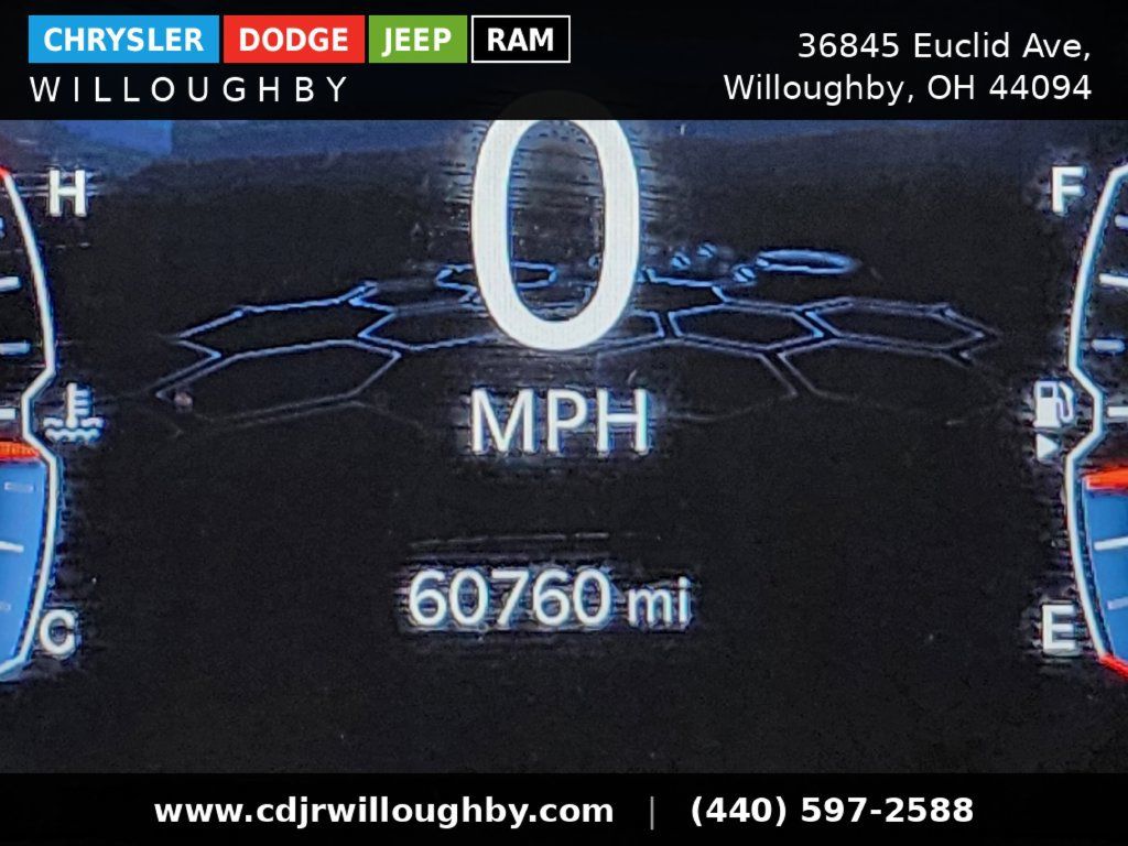Used 2024 Jeep Compass Latitude AWD/4WD image 17