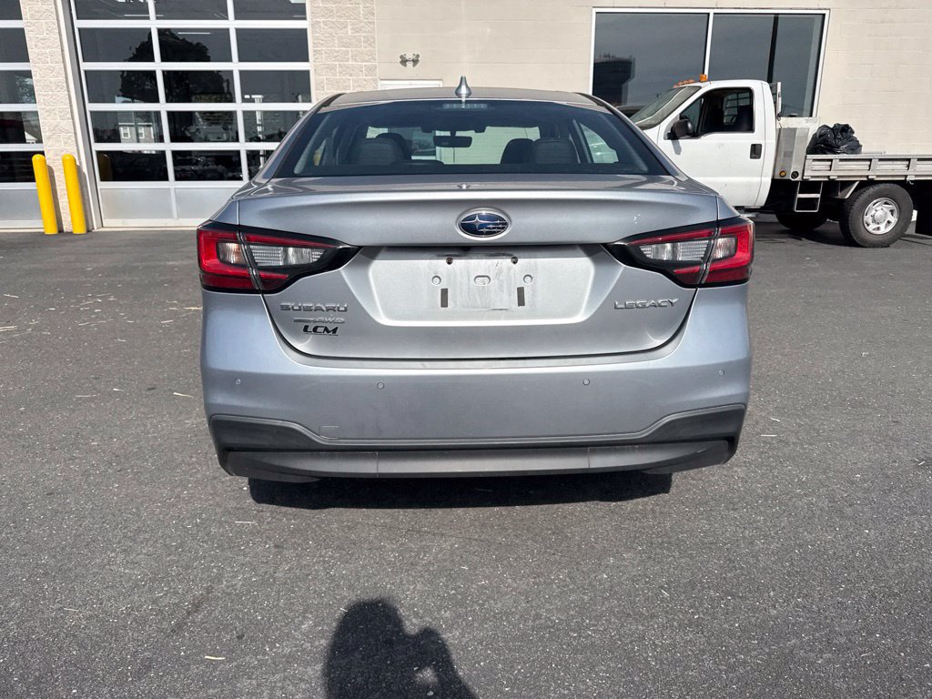 Used 2022 Subaru Legacy Limited w/ Popular Package #3 AWD/4WD image 5