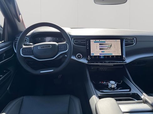 New 2026 Jeep Grand Wagoneer L 2WD image 23