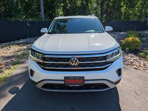 Used 2023 Volkswagen Atlas SE w/ Panoramic Sunroof Package FWD image 8