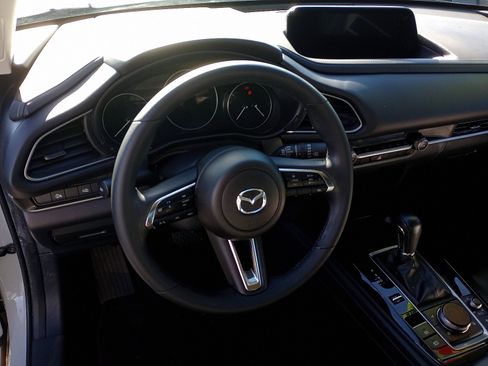 Used 2025 MAZDA CX-30 AWD 2.5 S w/ Select Sport Pkg image 9