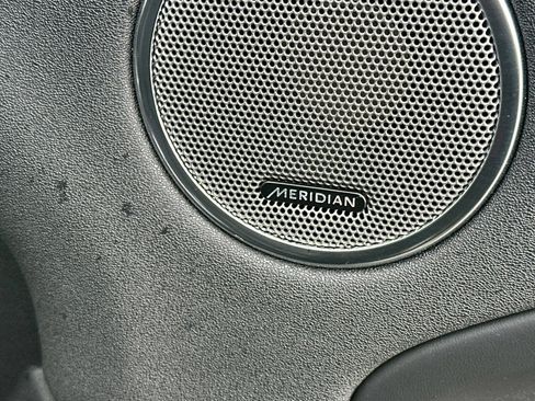 Used 2019 Land Rover Range Rover Evoque HSE Dynamic image 16