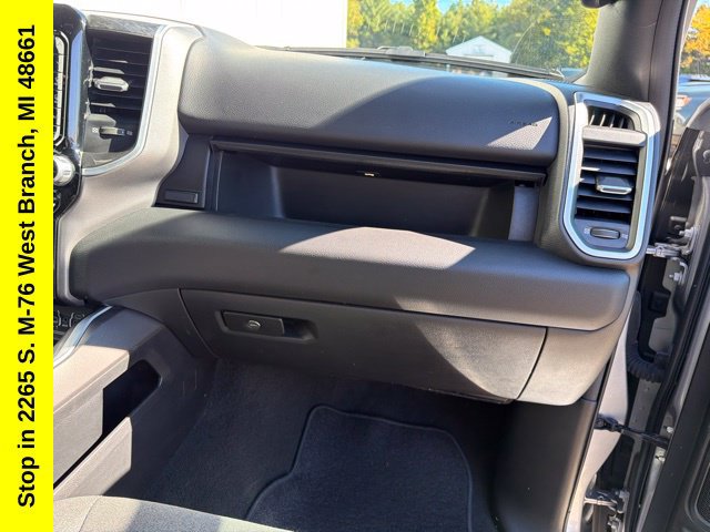 Used 2023 RAM 1500 Big Horn AWD/4WD image 31