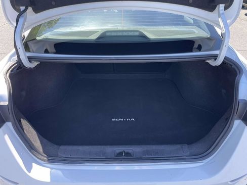Used 2024 Nissan Sentra SV FWD image 39