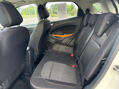 Certified 2022 Ford EcoSport SE w/ SE Convenience Package AWD/4WD image 12