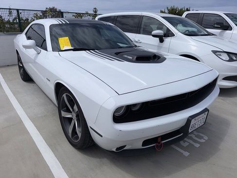 Used 2016 Dodge Challenger R/T Plus RWD image 3