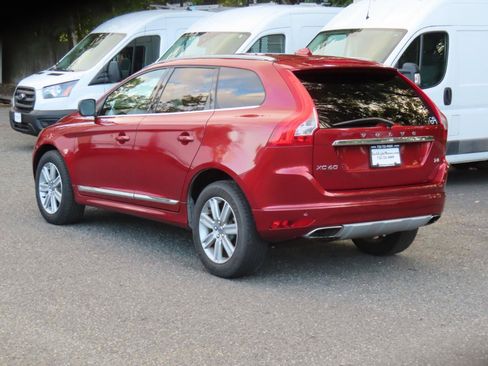 Used 2016 Volvo XC60 T6 w/ Proximity Package FWD image 4