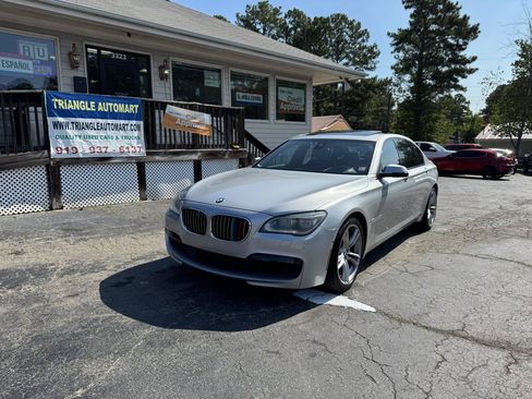 Used 2015 BMW 750Li RWD image 1