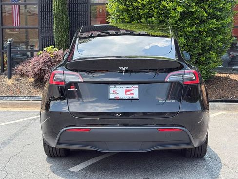 Used 2021 Tesla Model Y Long Range AWD/4WD image 14
