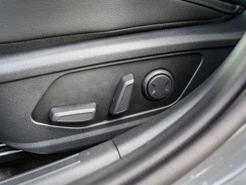 New 2026 Hyundai Elantra Limited FWD image 22