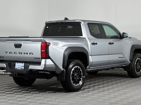 New 2025 Toyota Tacoma TRD Off-Road image 4