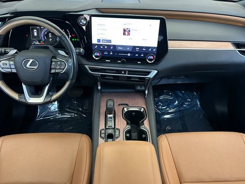 Certified 2023 Lexus RX 350h w/ Cold Area Package AWD/4WD image 27